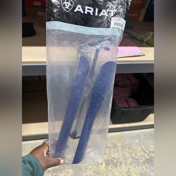 Ariat Boot Tree - Picture 2 of 3